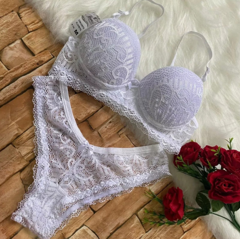 Conjunto todo em renda lingerie sutiã e calcinha. Tamanhos P(40) M(42) G(44) GG(46) R$ 69,99